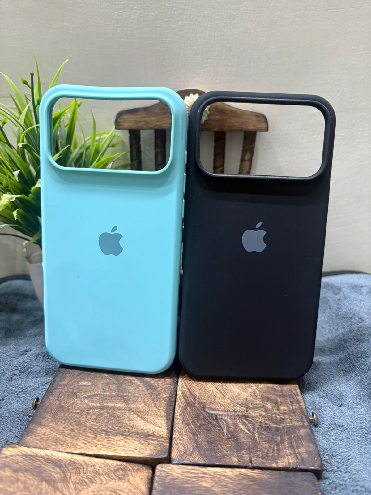 17 Pro Max Silicon Cover